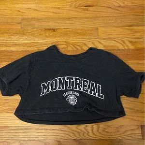 BARELY WORN LIKE NEW GARAGE BLACK CROPPED VARSITY SHIRT SIZE XS